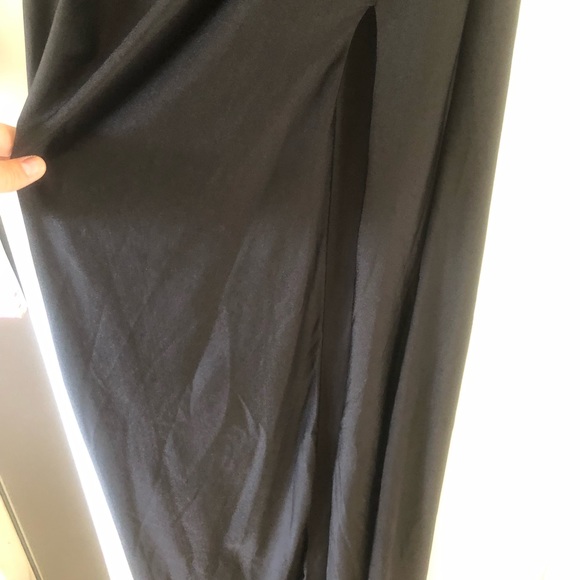 La Femme - 28206 Long Crisscross Strapped High Slit Sheath Gown - Picture 10 of 10